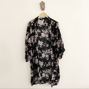 Spiritual Gangster Intimates & Sleepwear - Spiritual Gangster Maya Kimono Spiritual Gangster Intimates & Sleepwear - Spiritual Gangster Maya Kimono